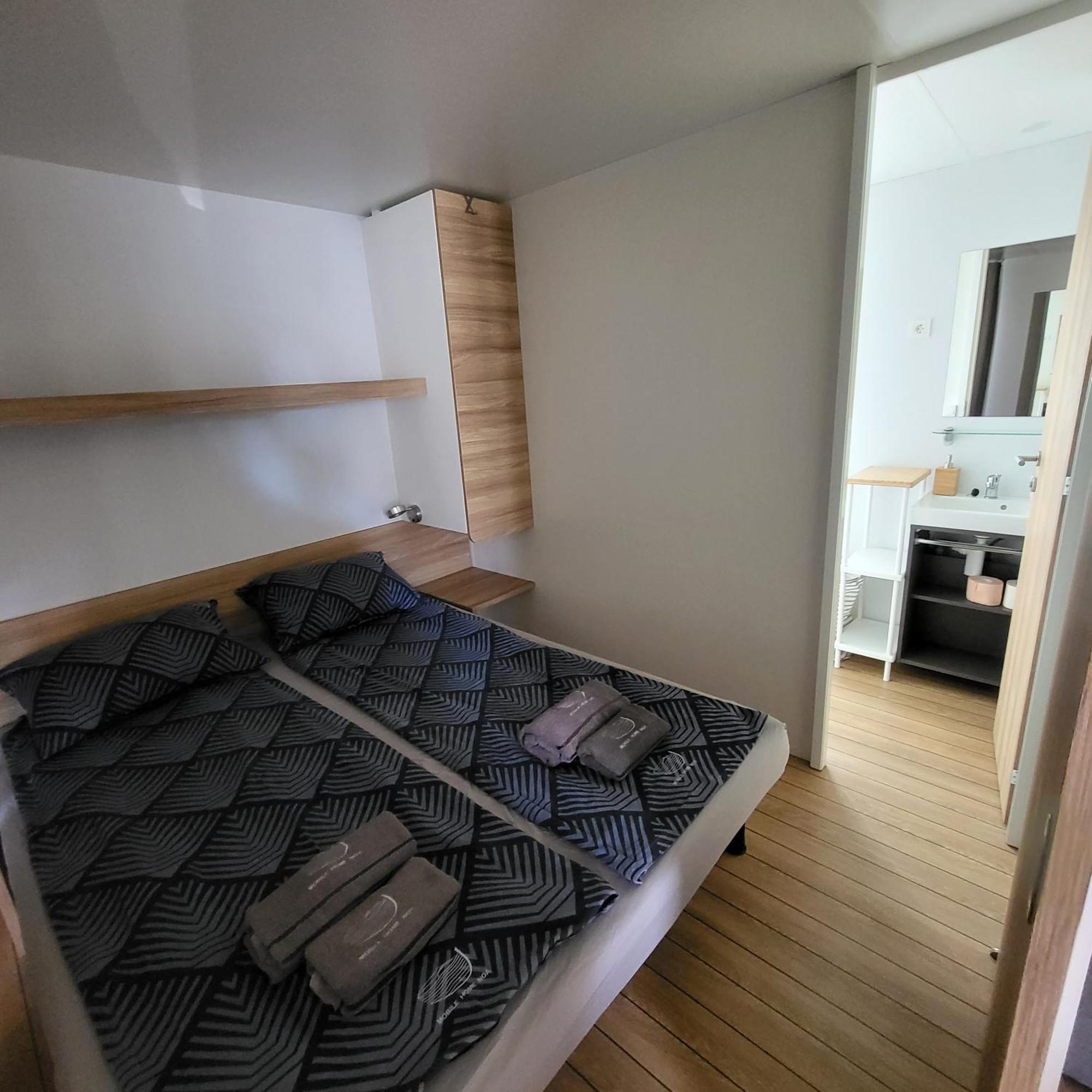 Mobile Home Noa Биоград на Мору Екстериор снимка
