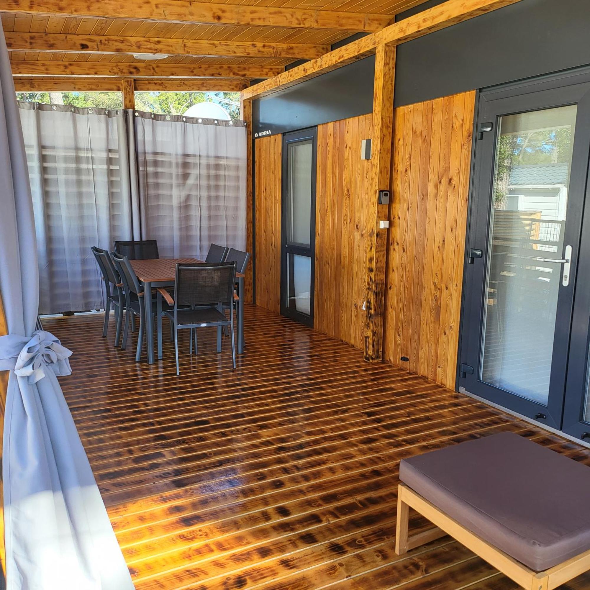 Mobile Home Noa Биоград на Мору Екстериор снимка