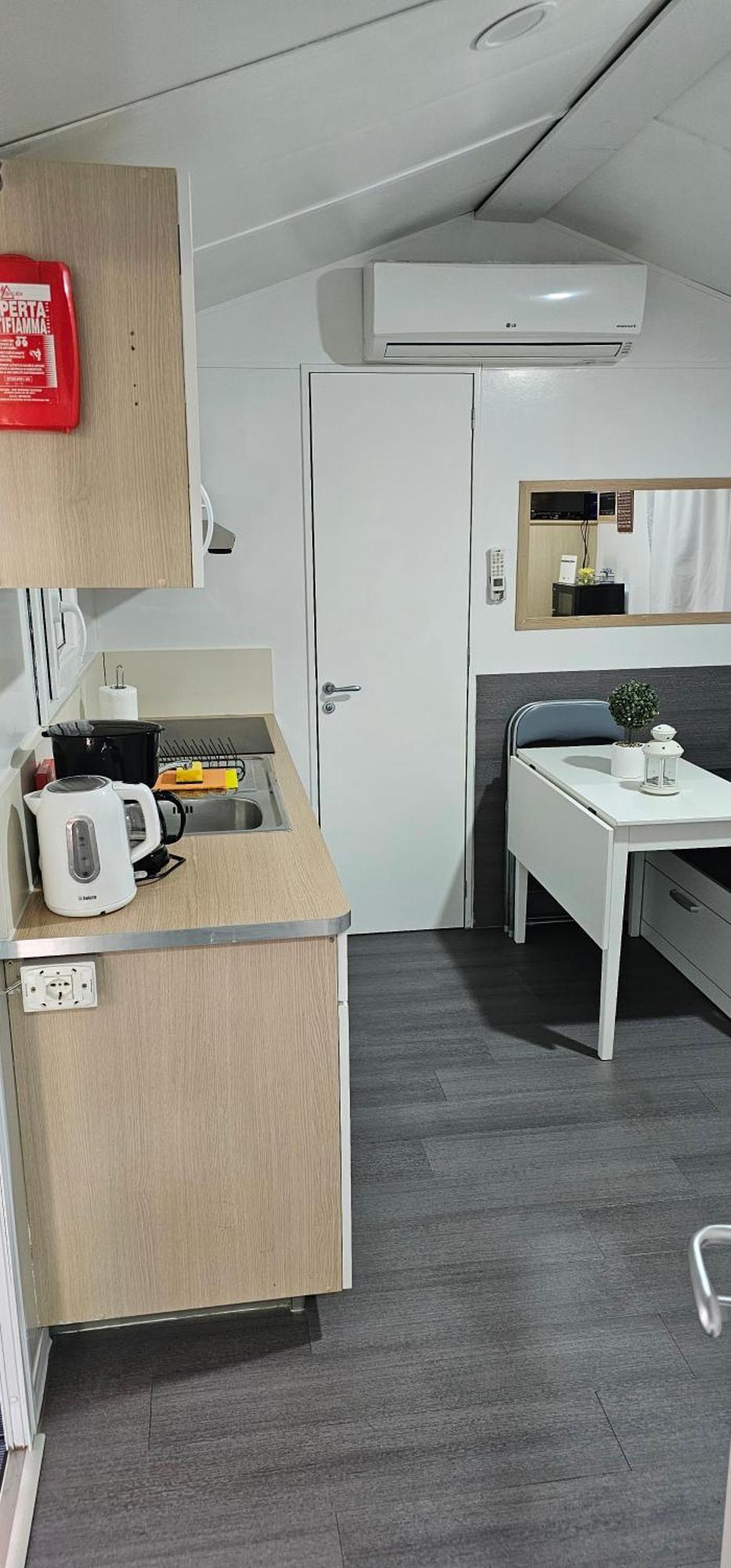 Mobile Home Noa Биоград на Мору Екстериор снимка